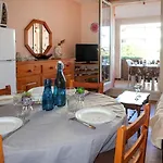 Le Mediterranee-2 By Interhome Daire *
